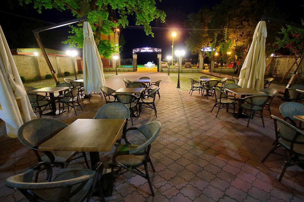 Vila Palic Hotell Exteriör bild
