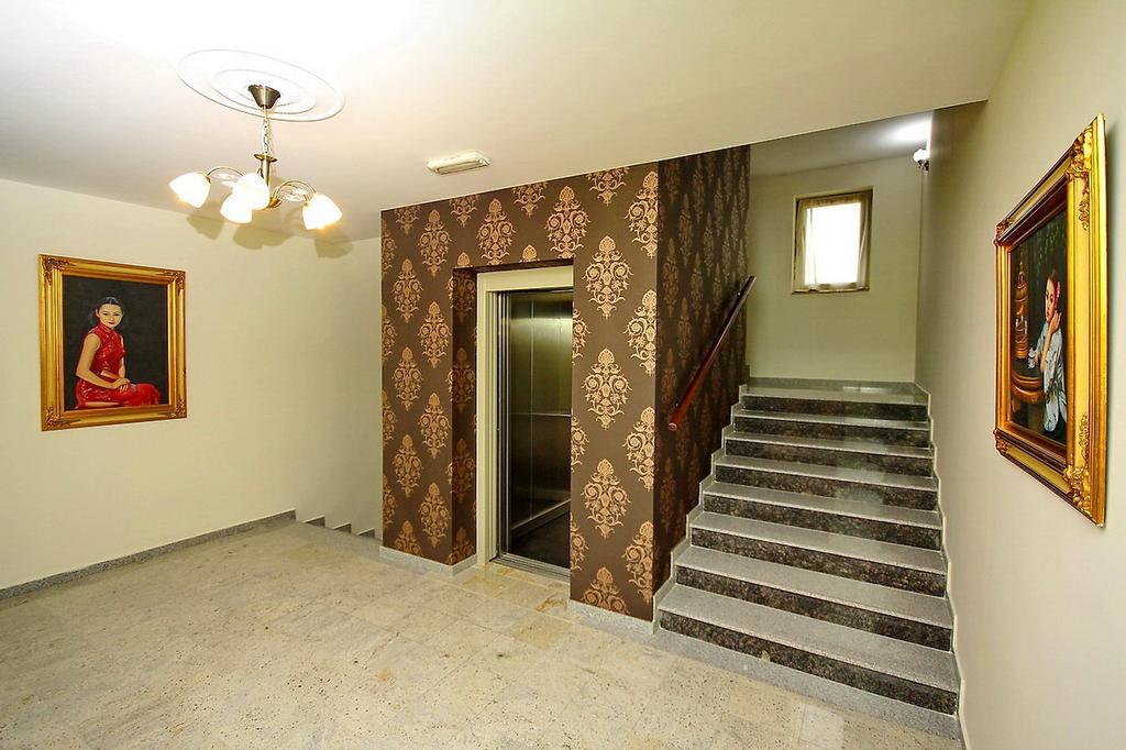 Vila Palic Hotell Exteriör bild