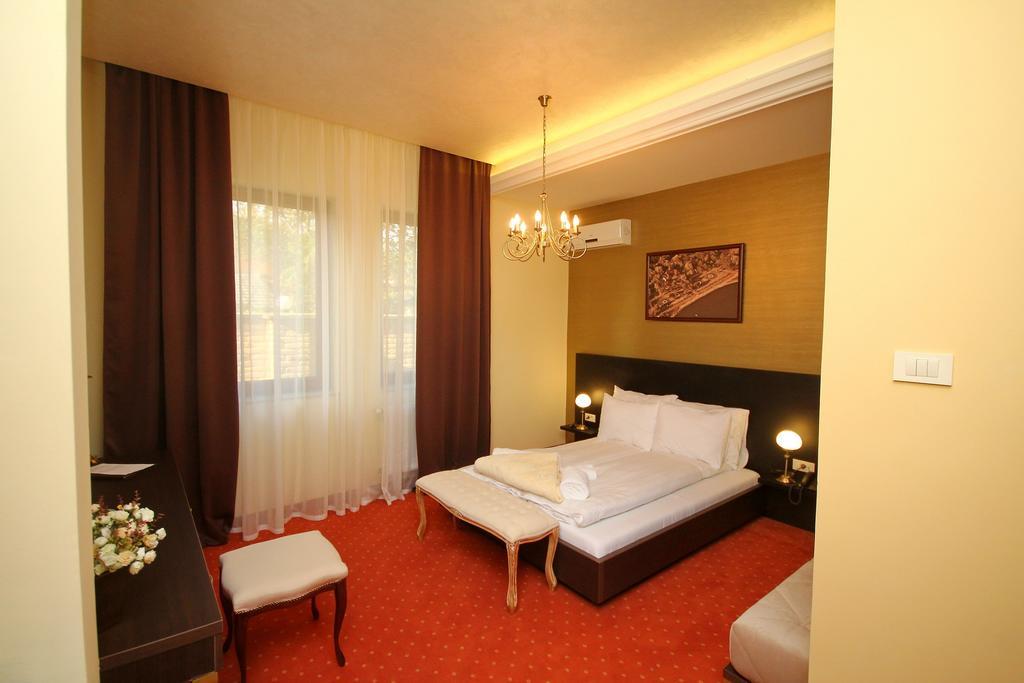 Vila Palic Hotell Exteriör bild