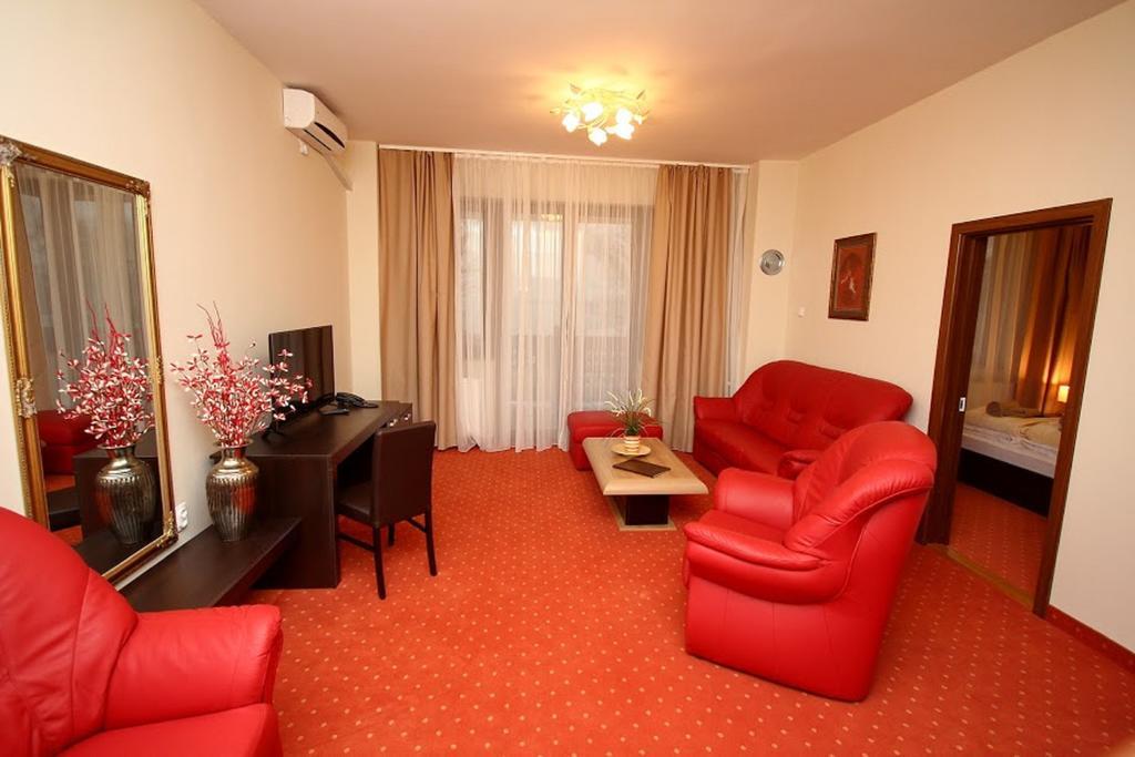 Vila Palic Hotell Exteriör bild